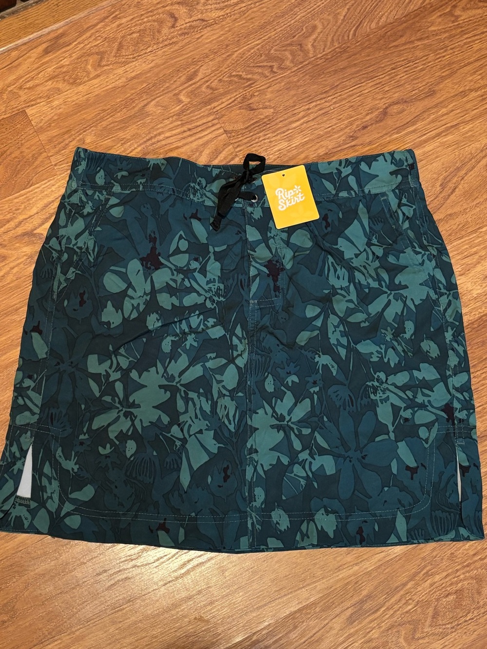 Rip Skirt Green Camo Floral Skirt